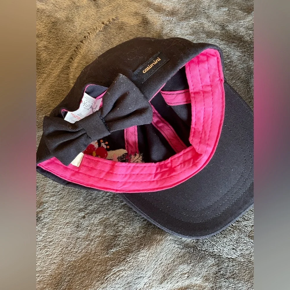 Girl embroidered cap with a bow in the back size 2-3T